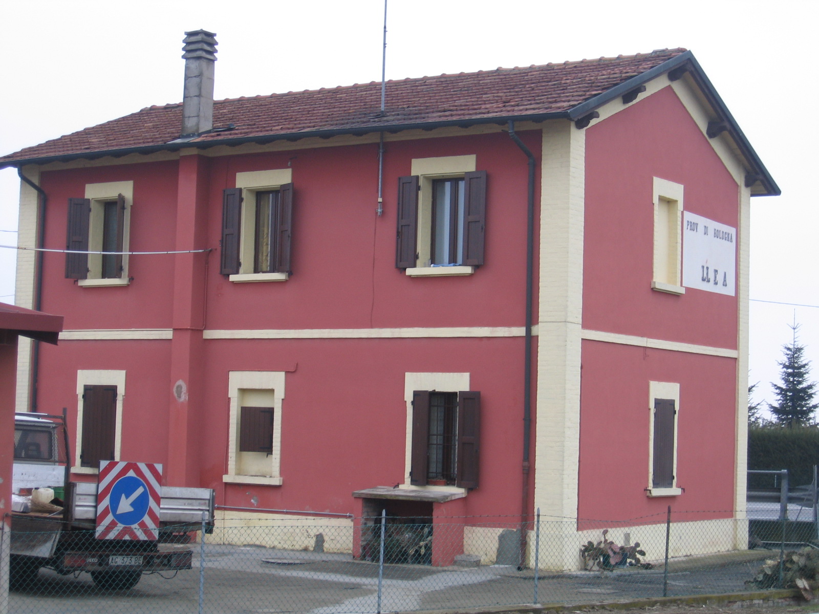 Pubblicata l'asta per la vendita dell'ex casa cantoniera in comune di San Giorgio di Piano