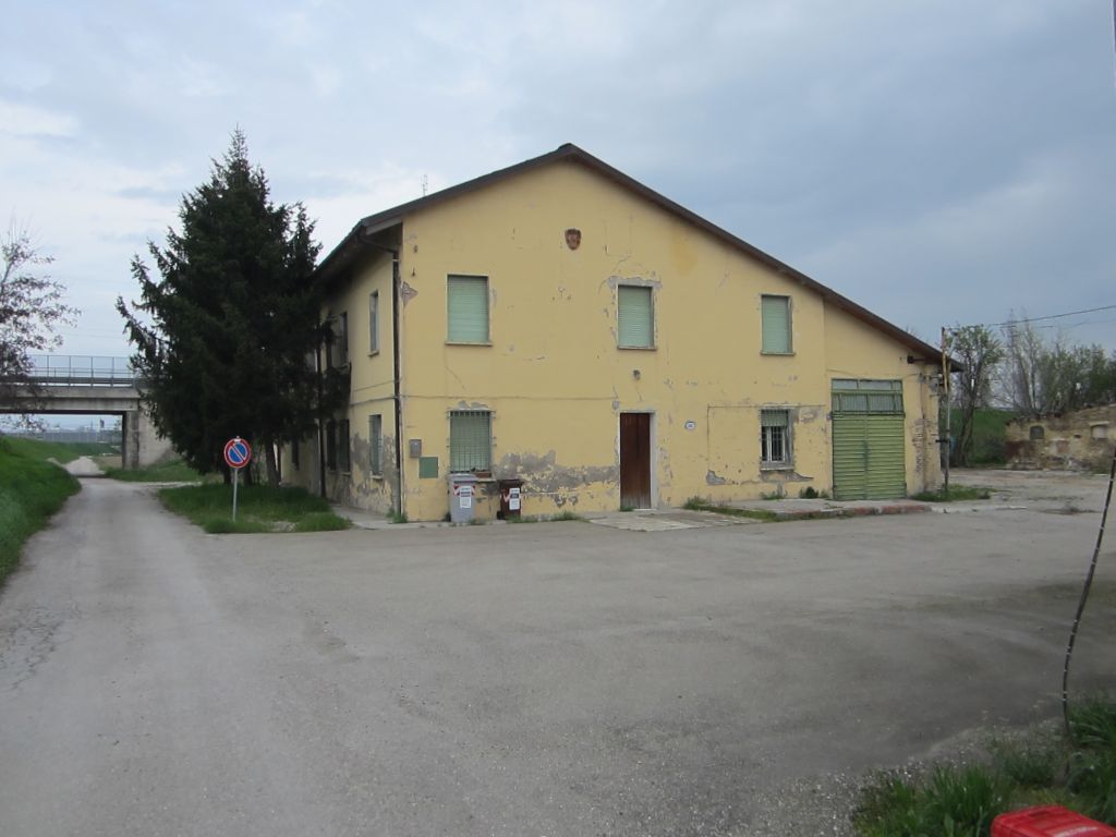 Pubblicata l'asta per la vendita dei fabbricati facenti parte del Podere Lavino Vecchio in Bologna