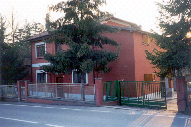 Casa Cantoniera Pianoro vecchio  Via Nazionale Toscana, 182