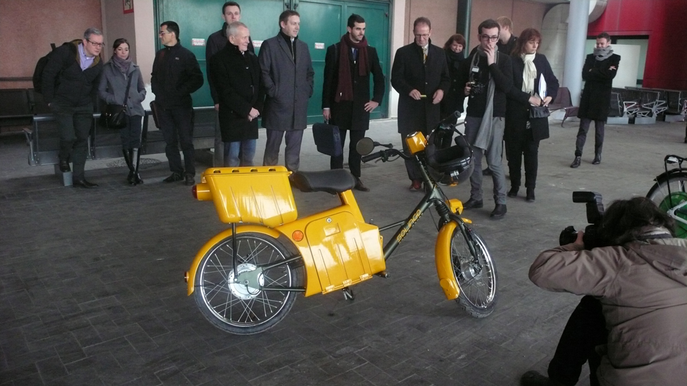 Bologna: scooter elettrico Solingo - Wayel