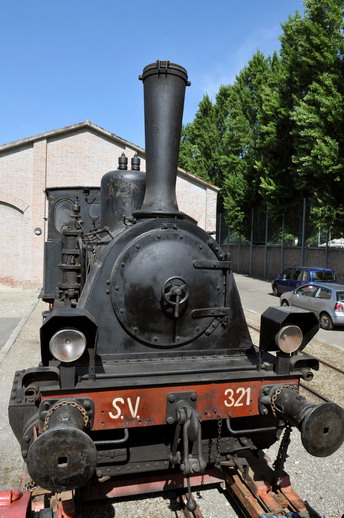 Il locomotore a vapore SV 321