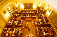 Sala Consiglio vista dall'alto - Archivio Provincia di Bologna