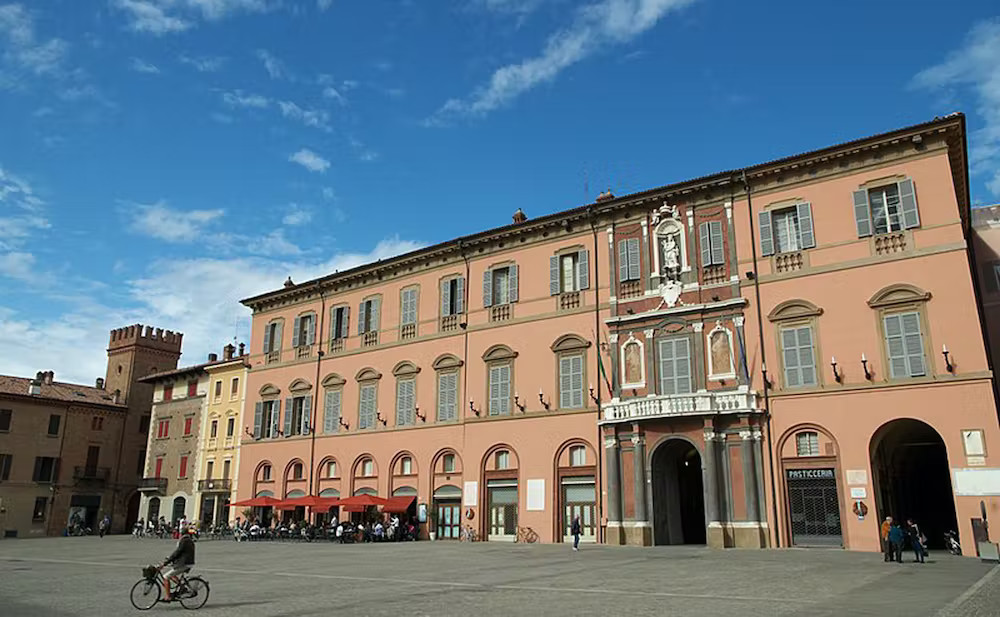 Imola, Palazzo Comunale - Foto FAI