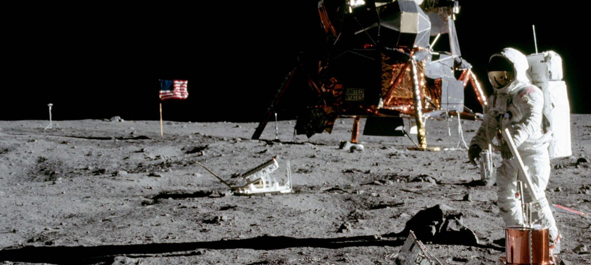 Dal sito: Apollo 11 in real time - https://apolloinrealtime.org/11/