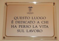 La targa in sala "Caduti sul lavoro" - Archivio Provincia di Bologna