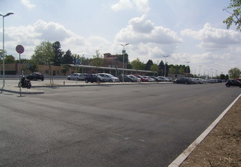 Il parcheggio della stazione FS di Castel San Pietro Terme. Foto del Comune