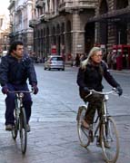 Ciclisti in città - Archivio Provincia di Bologna