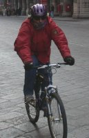 Ciclista in città - Archivio Provincia di Bologna
