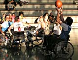 Disabili che giocano a pallacanestro