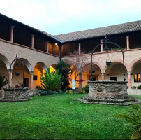 Il chiostro dell'Abbazia di Monteveglio