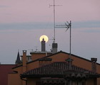 Luna sulla torre