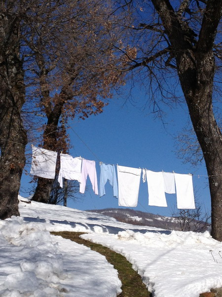 Panni stesi a Gabba di Lizzano in Belvedere