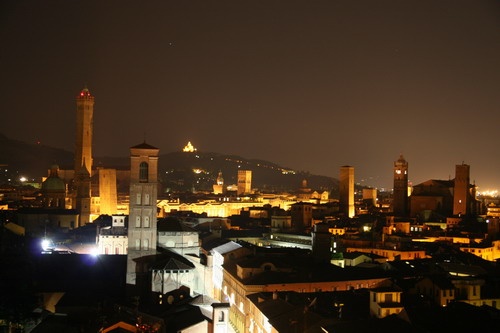 Foto di Daniele Magagni, scattata il 31 luglio 2008 dalla terrazza della Torre della Specola - Università di Bologna