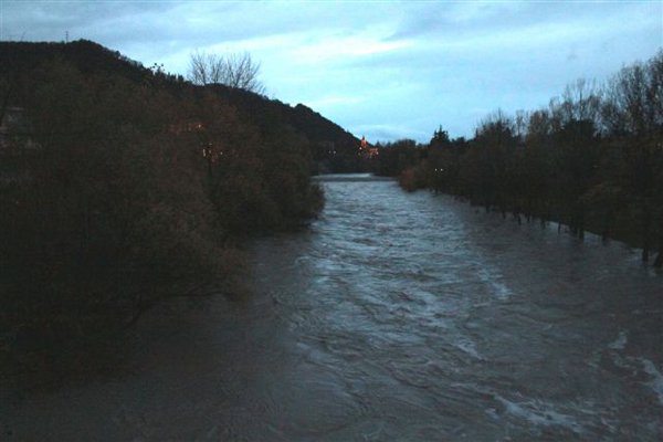 10/12/2012 - Foto scatta dal ponte nuovo di Casalecchio, zona Filanda. Foto di Mirco Maselli