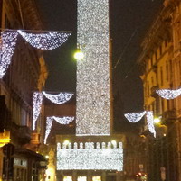 Torre degli Asinelli illuminata