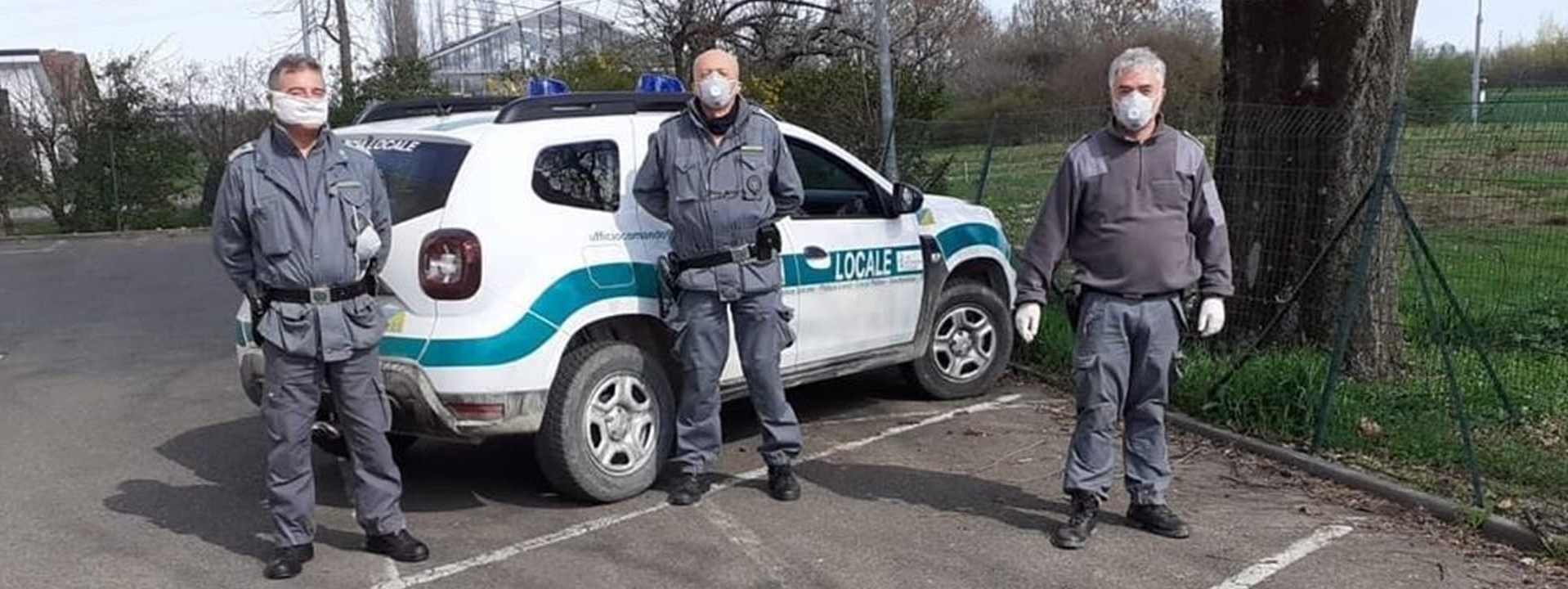 Foto degli agenti di polizia locale