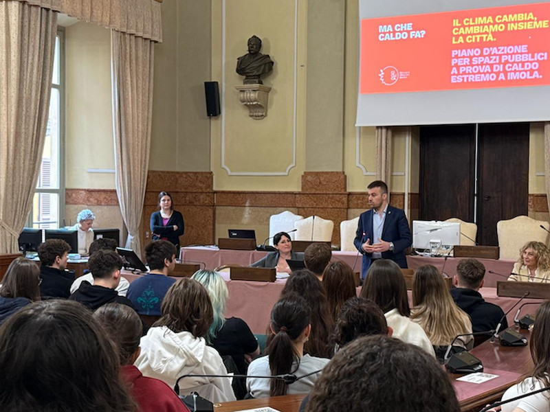 Imola presenta il Piano d'Azione del progetto Cool Noons: città più verdi e vivibili contro le isole di calore