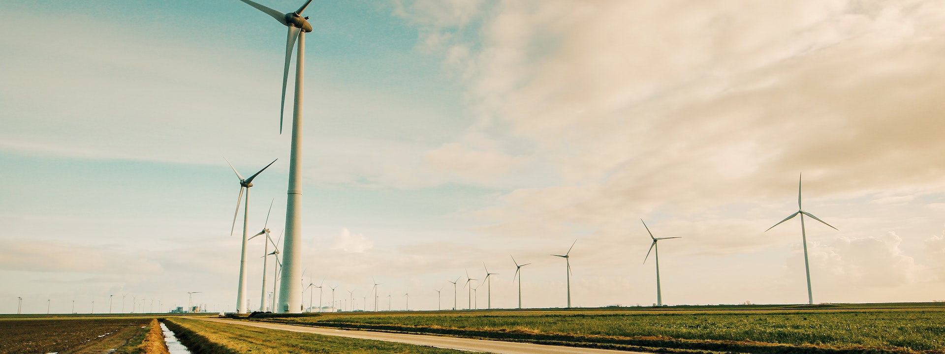 I vantaggi delle comunit&agrave; energetiche rinnovabili