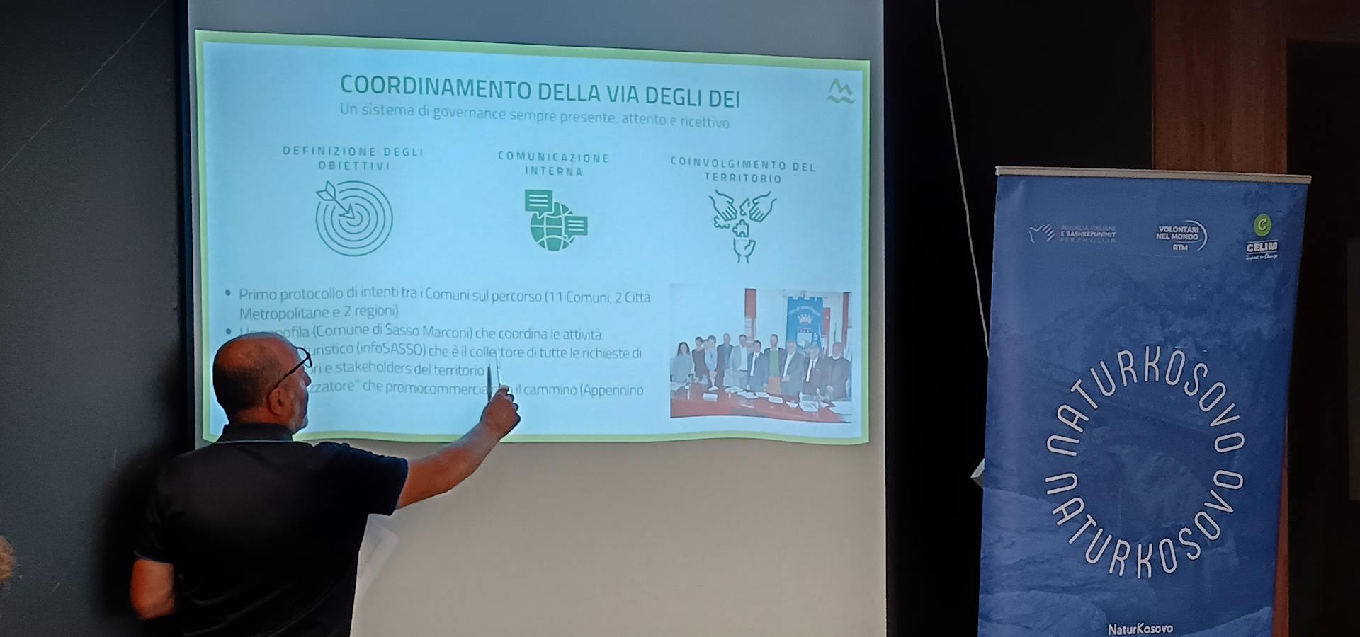 un'immagine della presentazione di Appennino slow