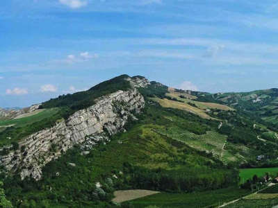 A piedi nel Parco della Pietra di Luna